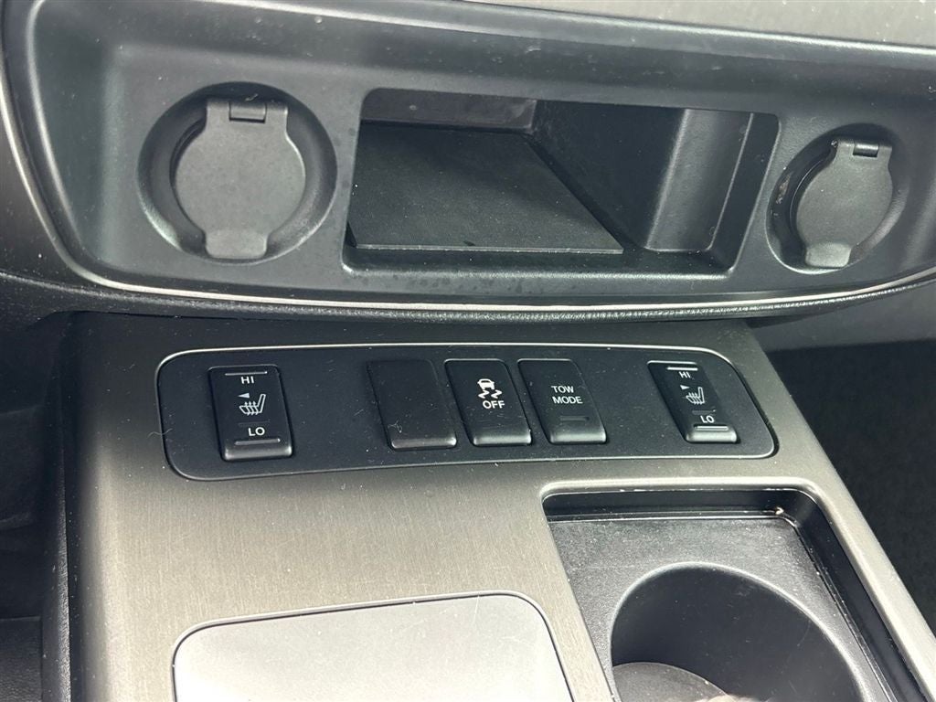 2015 Nissan Armada SL