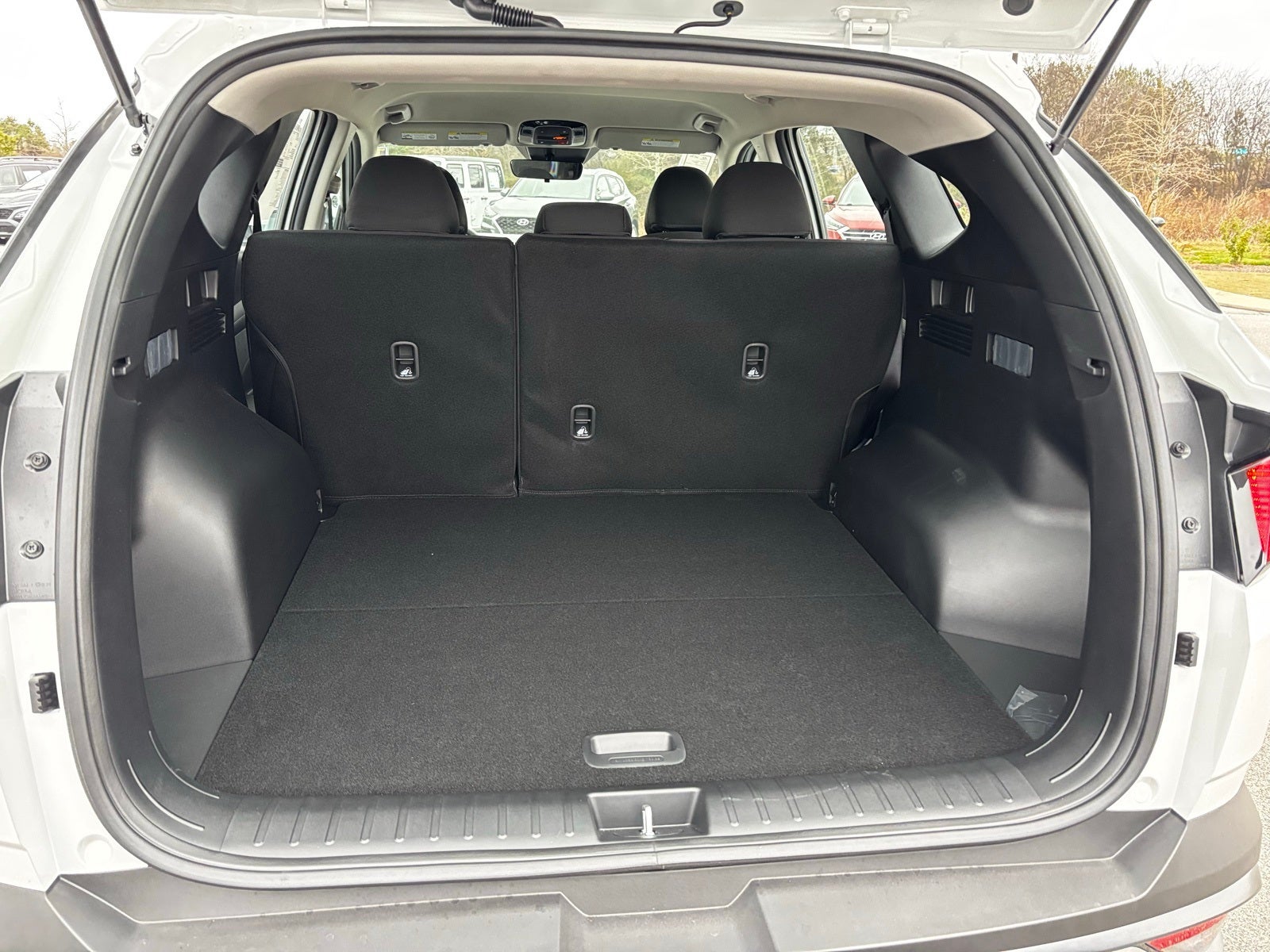 2026 Hyundai TUCSON SE