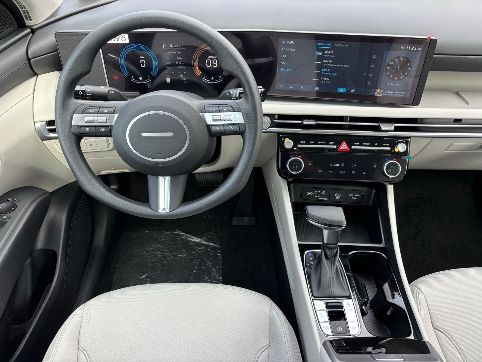 2026 Hyundai TUCSON SEL