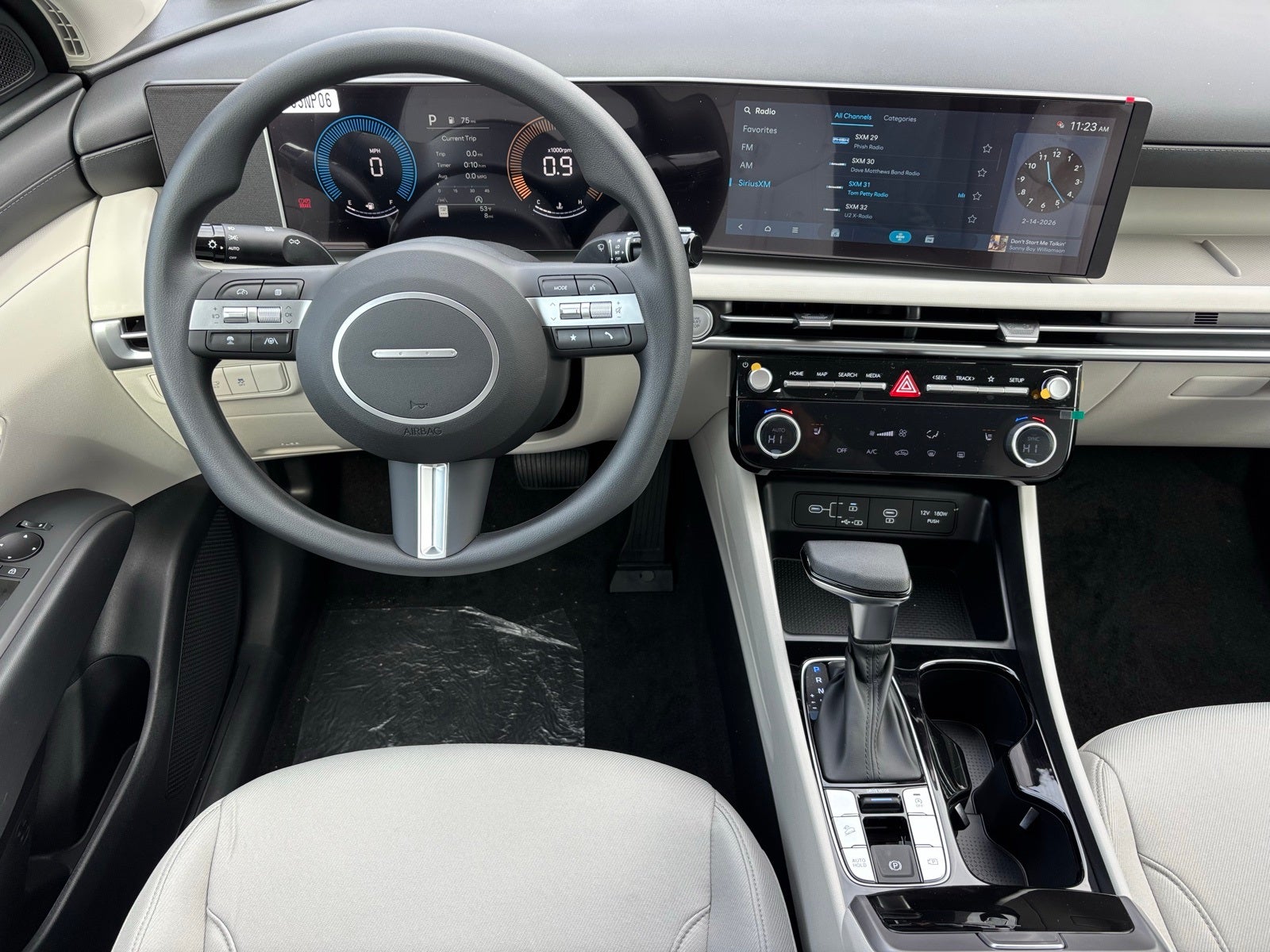 2026 Hyundai TUCSON SEL