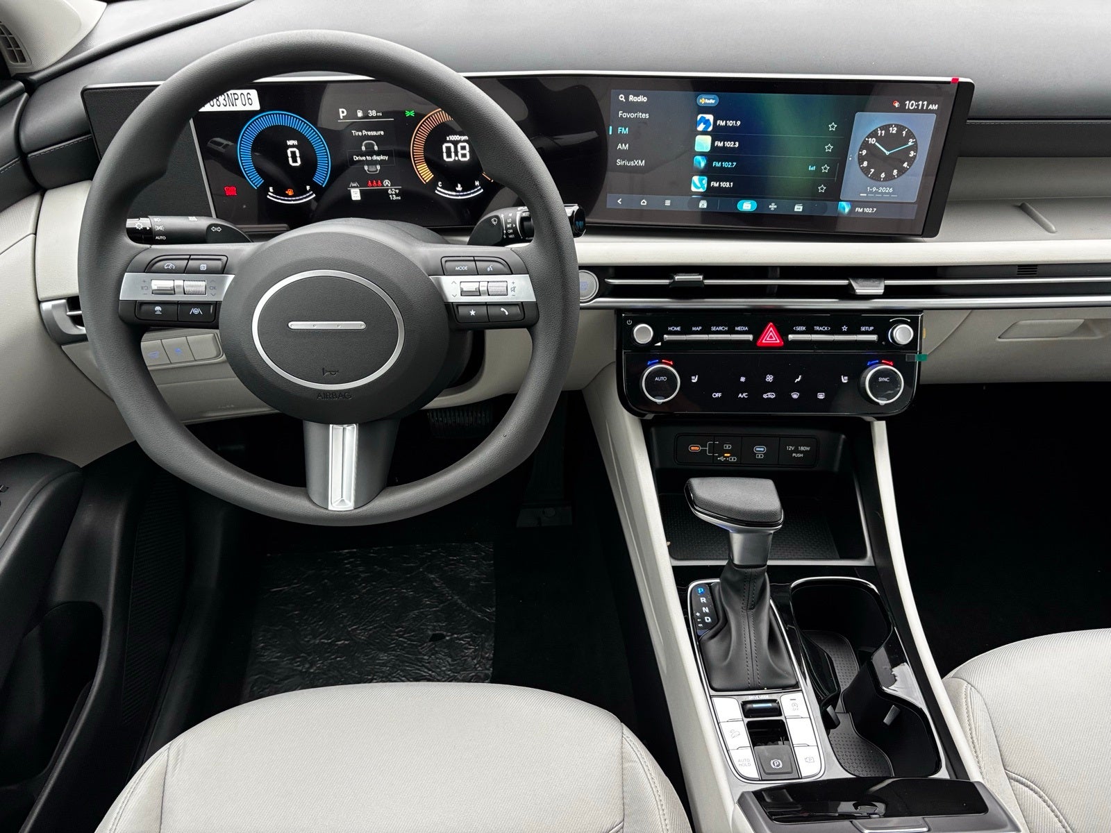 2026 Hyundai TUCSON SEL