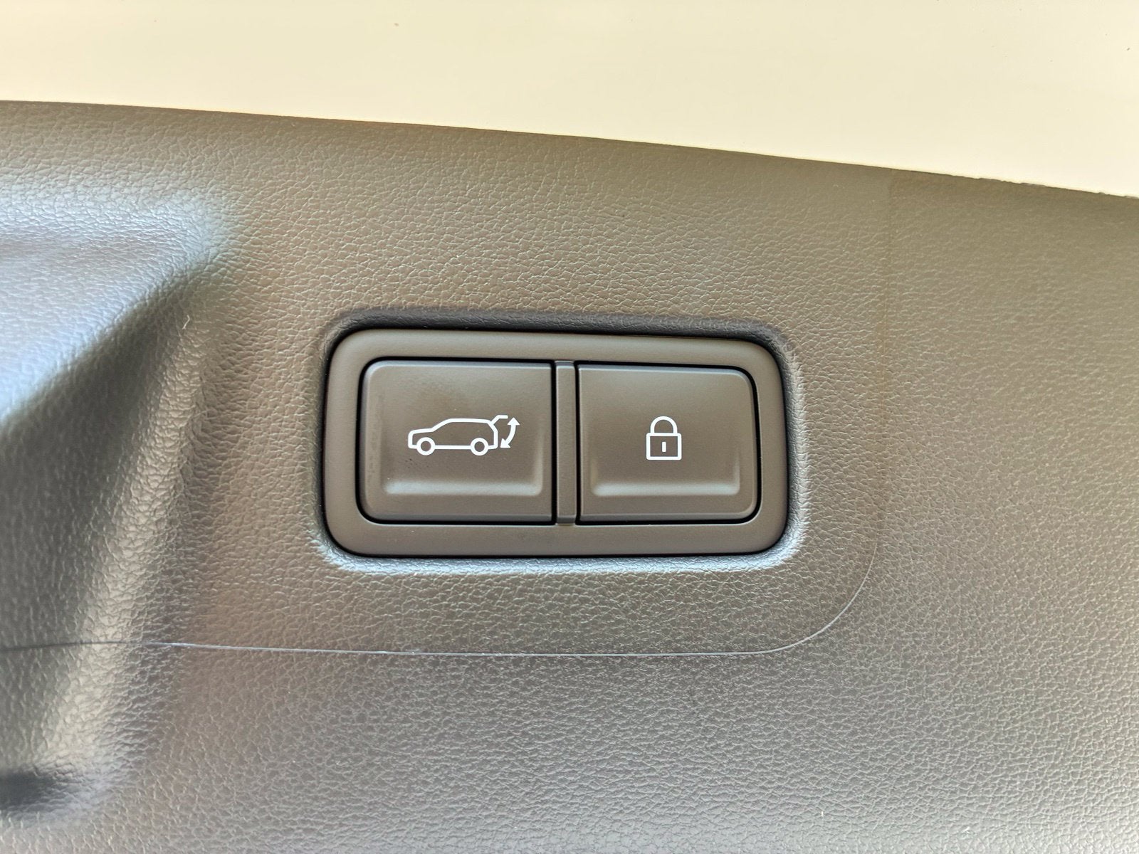 2027 Hyundai SANTA FE HYBRID SE