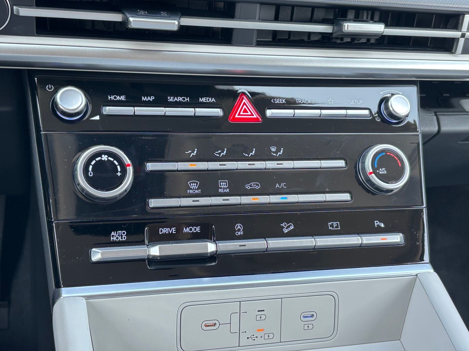 2027 Hyundai SANTA FE SE