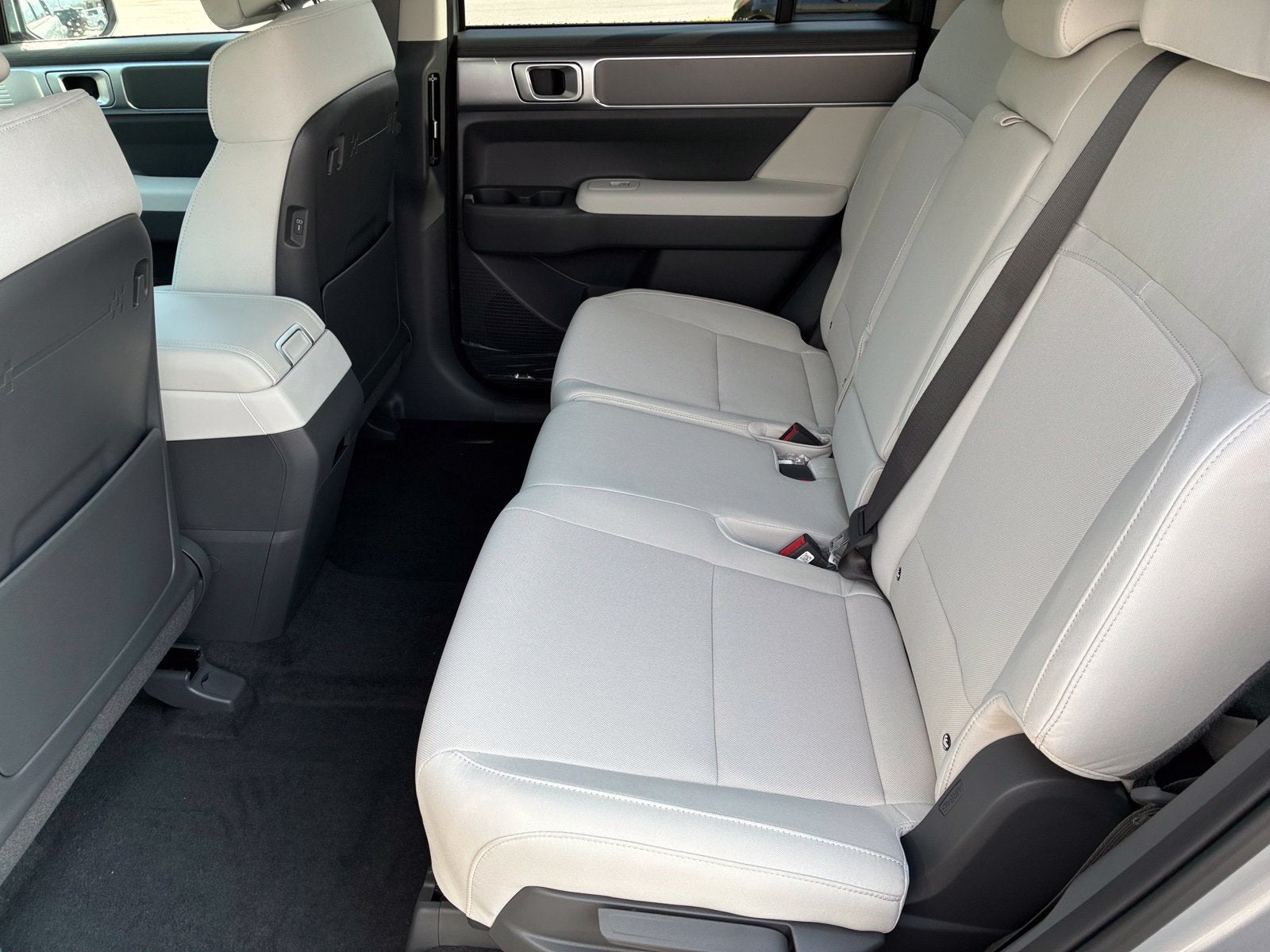 2027 Hyundai SANTA FE SE