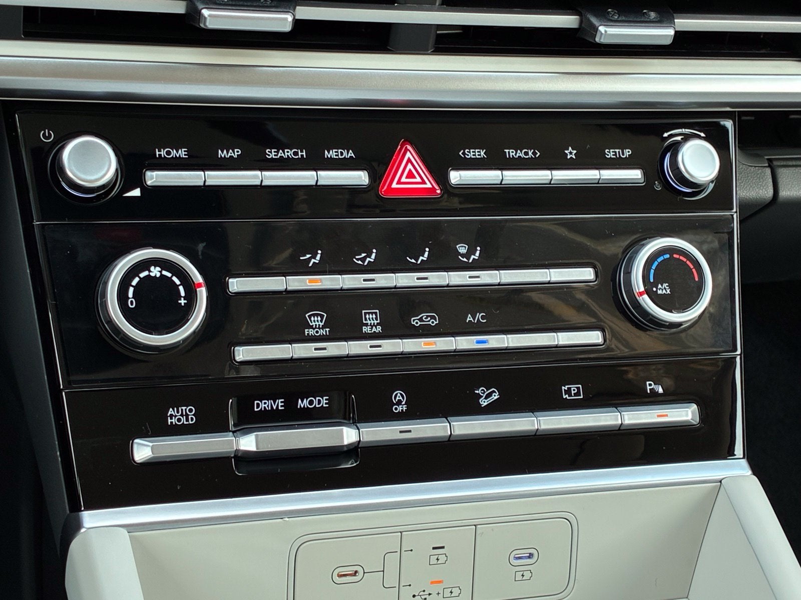 2027 Hyundai SANTA FE SE