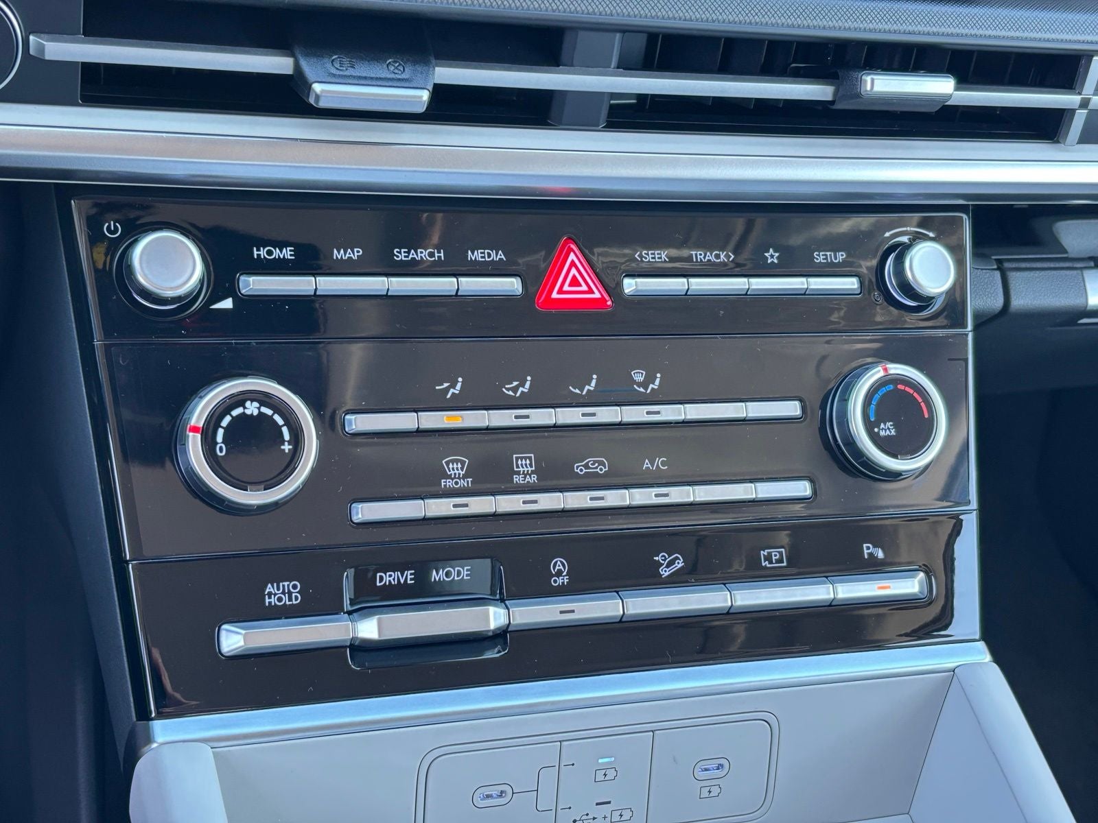 2027 Hyundai SANTA FE SE