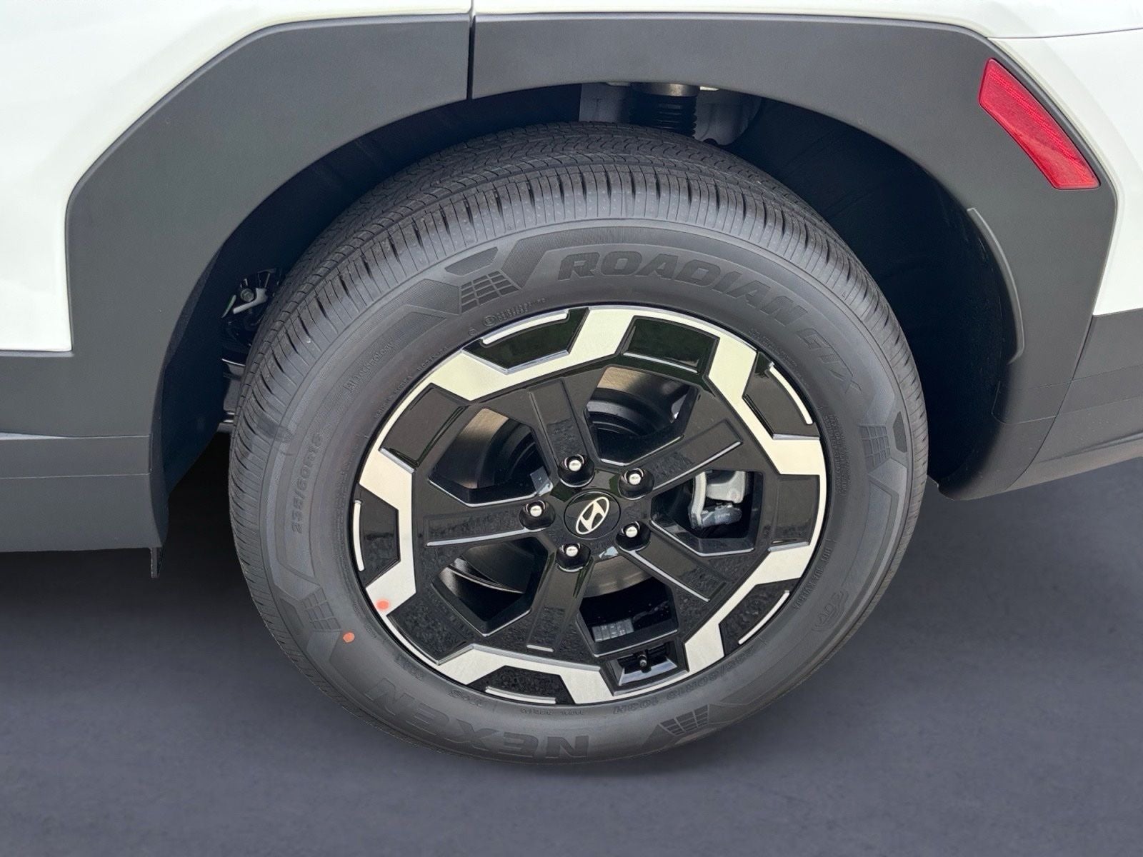 2027 Hyundai SANTA FE SE