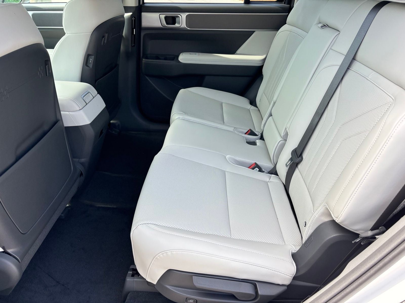 2027 Hyundai SANTA FE HYBRID SEL