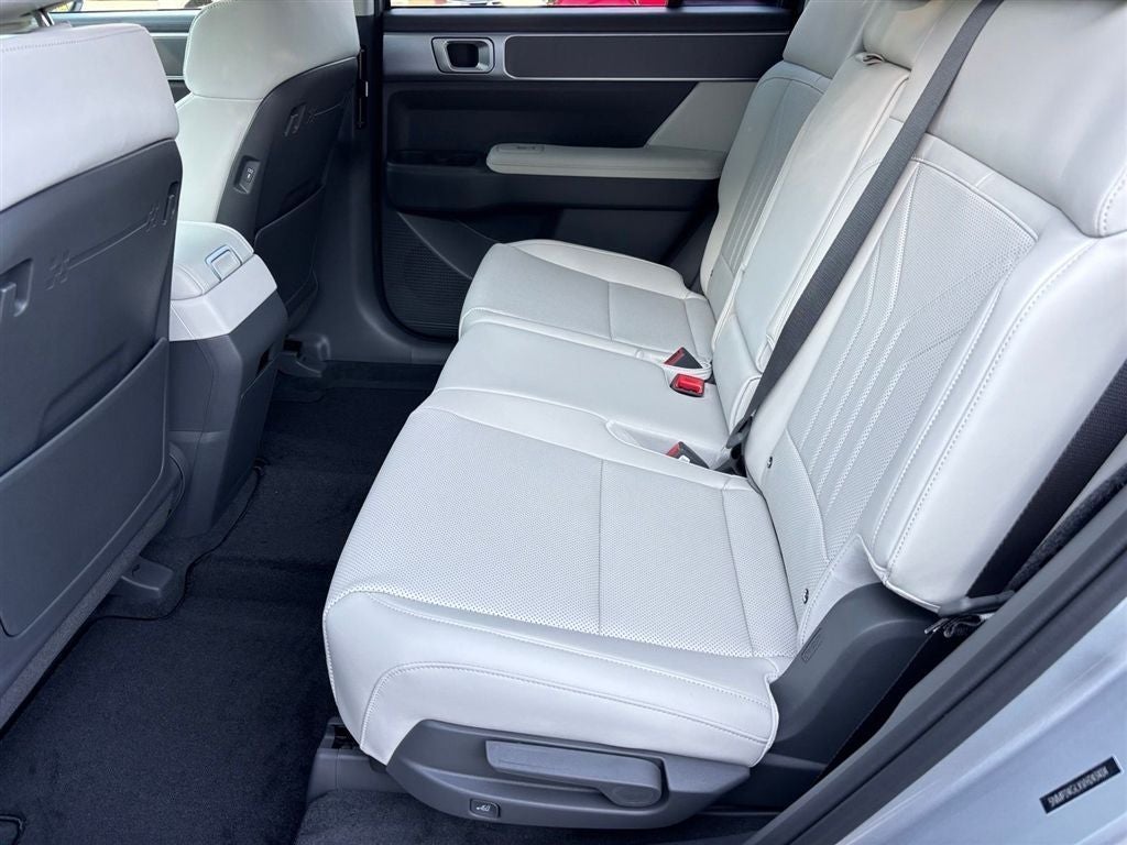 2027 Hyundai SANTA FE SEL