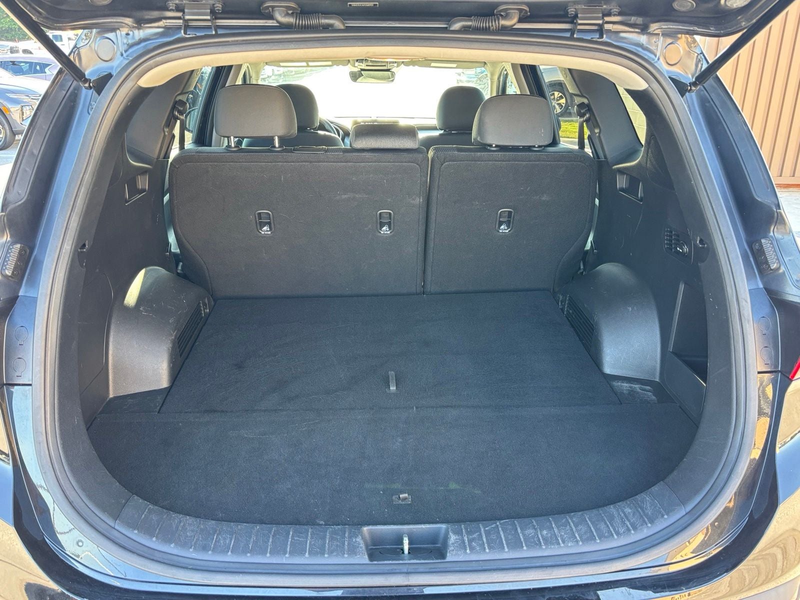 2023 Hyundai SANTA FE SE
