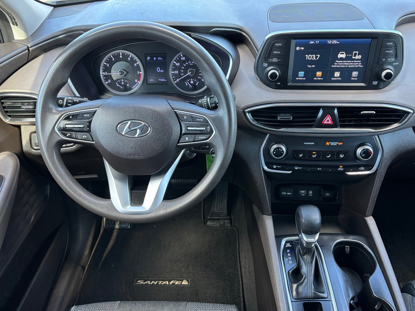2019 Hyundai SANTA FE SE