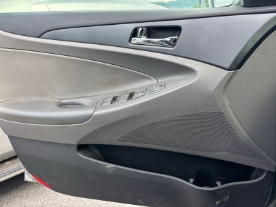 2011 Hyundai SONATA SE