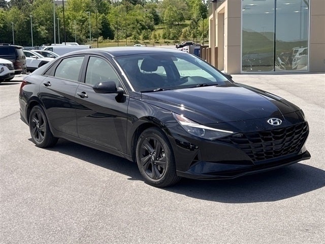 Certified 2022 Hyundai Elantra SEL with VIN 5NPLM4AG5NH066025 for sale in Ringgold, GA