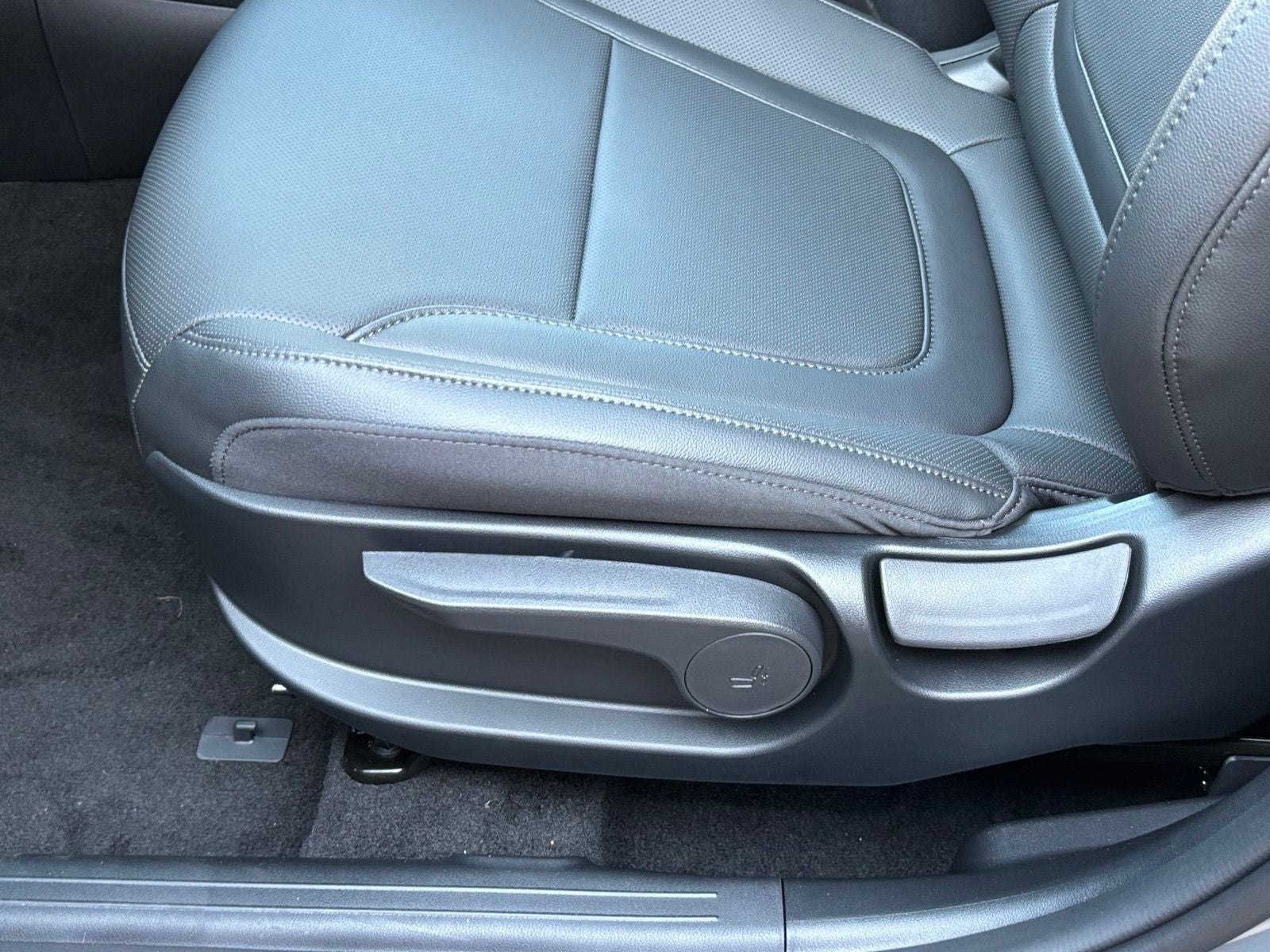 2027 Hyundai SANTA CRUZ SE