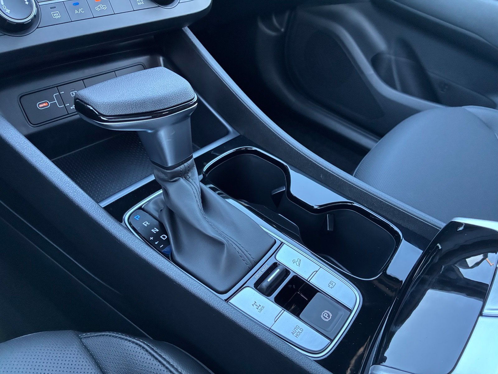 2027 Hyundai SANTA CRUZ SE