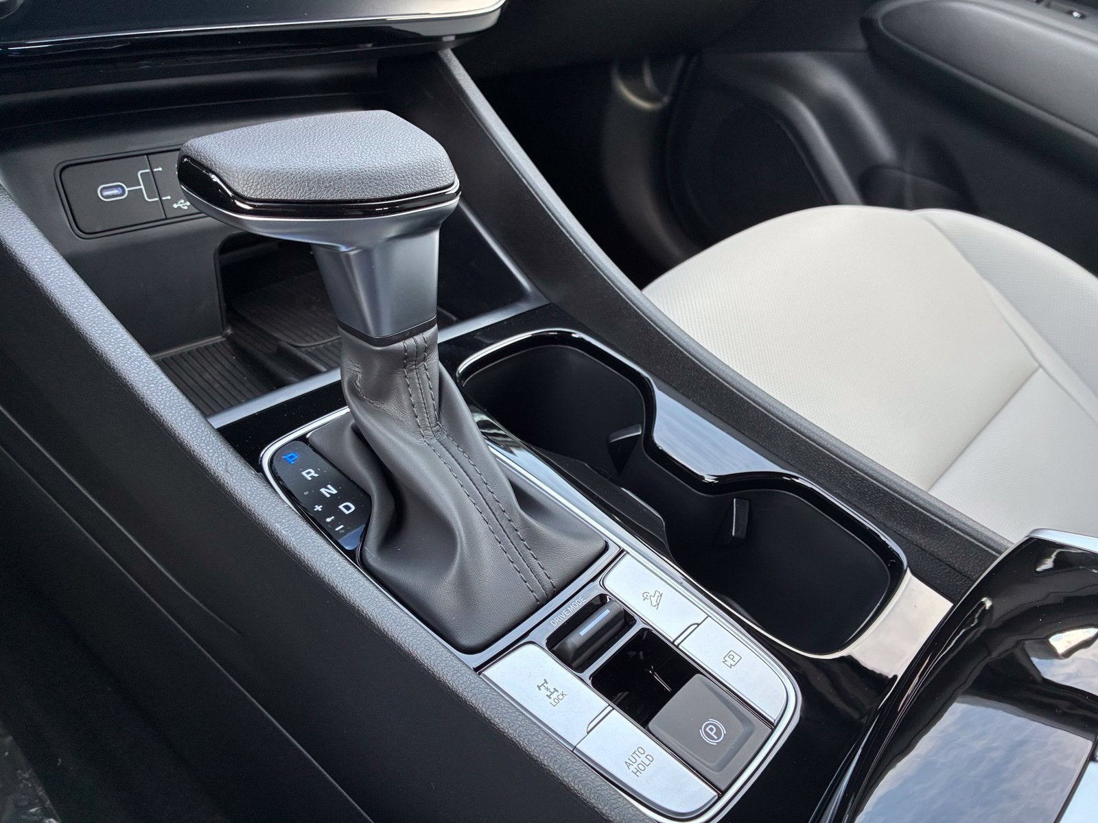 2027 Hyundai SANTA CRUZ SEL