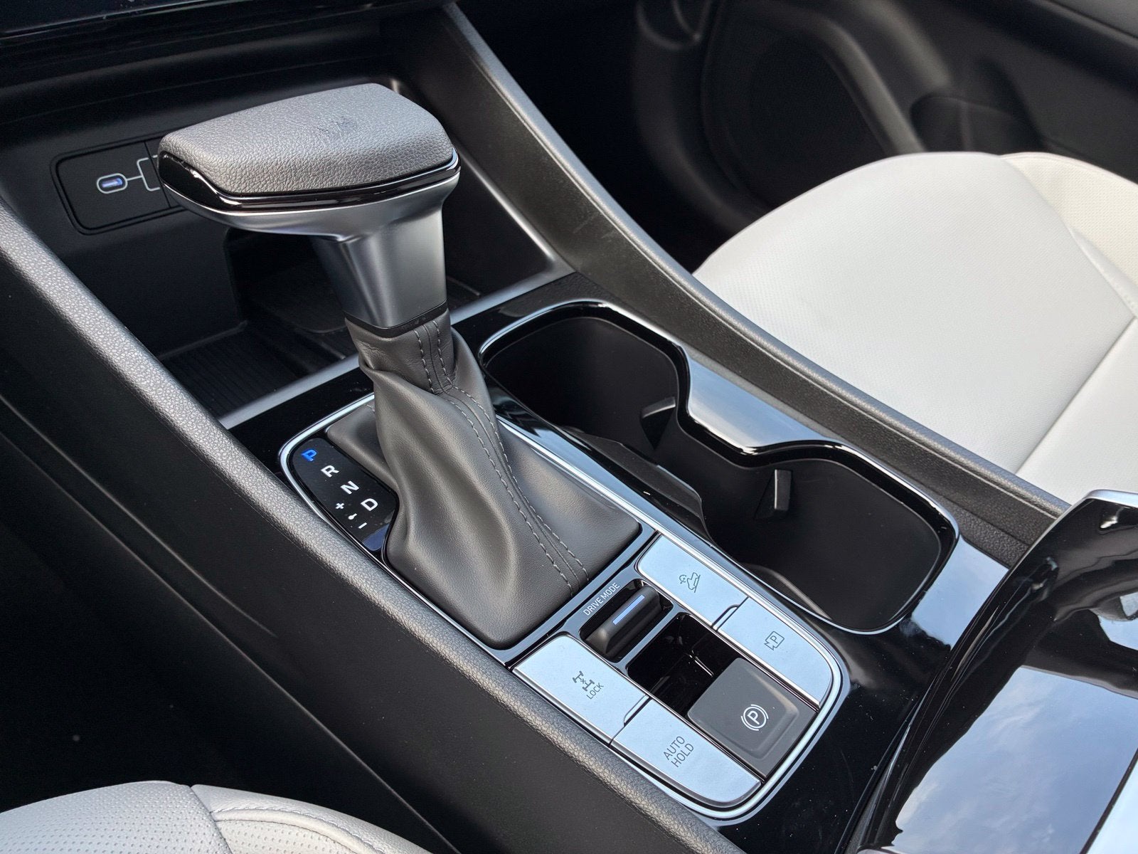2027 Hyundai SANTA CRUZ SEL