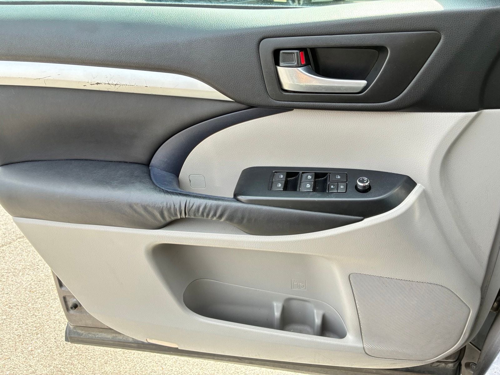 2016 Toyota Highlander XLE V6