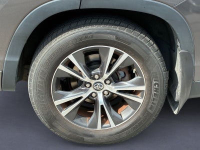 2016 Toyota Highlander XLE V6