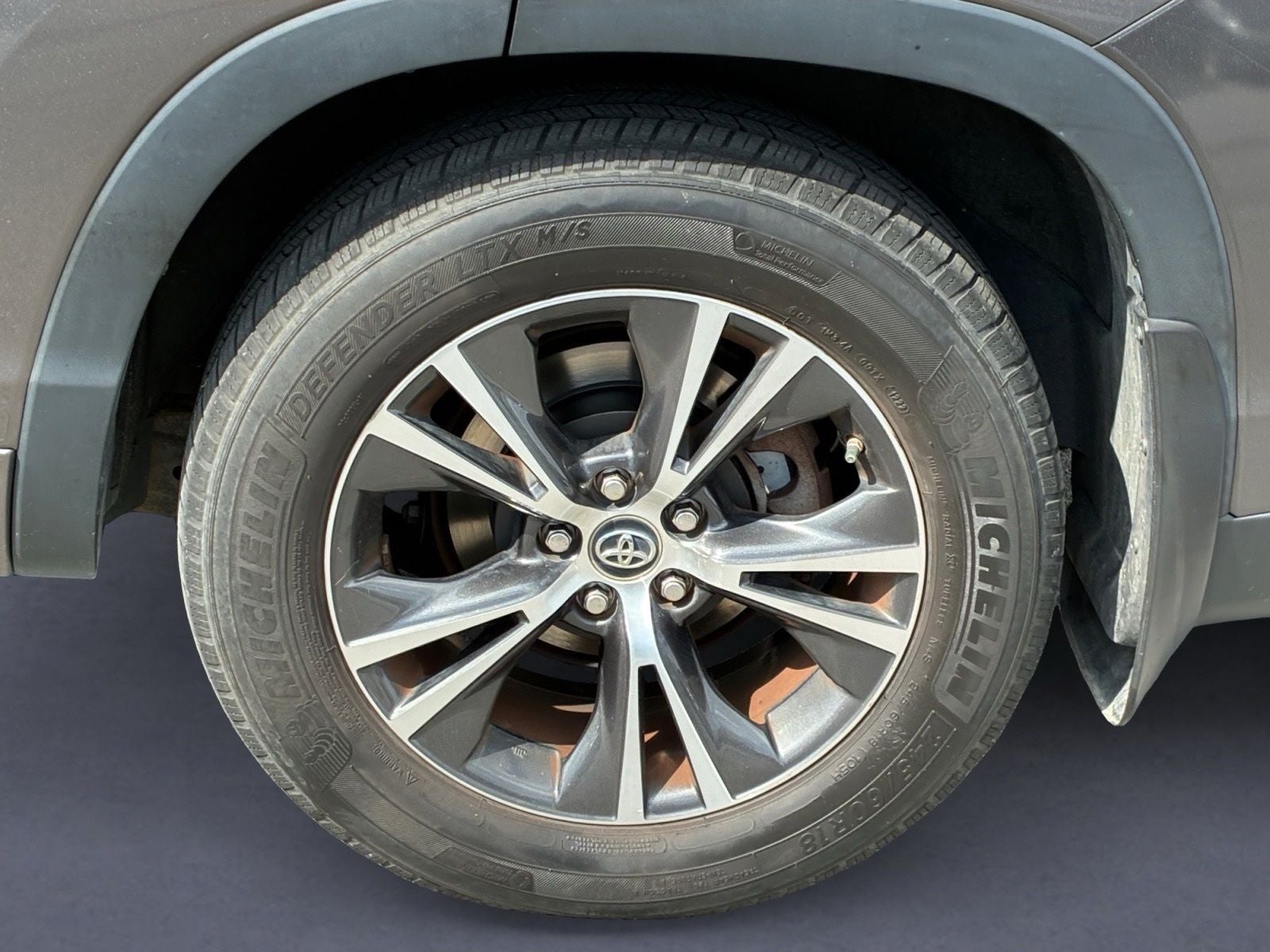 2016 Toyota Highlander XLE V6