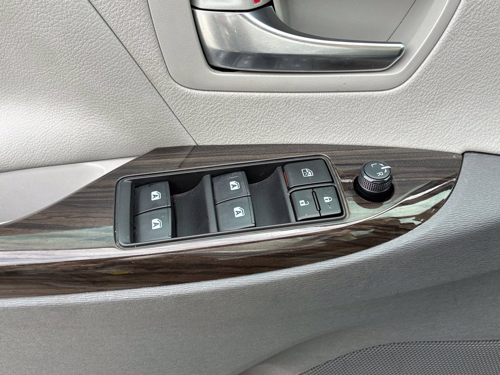 2020 Toyota Sienna XLE Premium 8 Passenger
