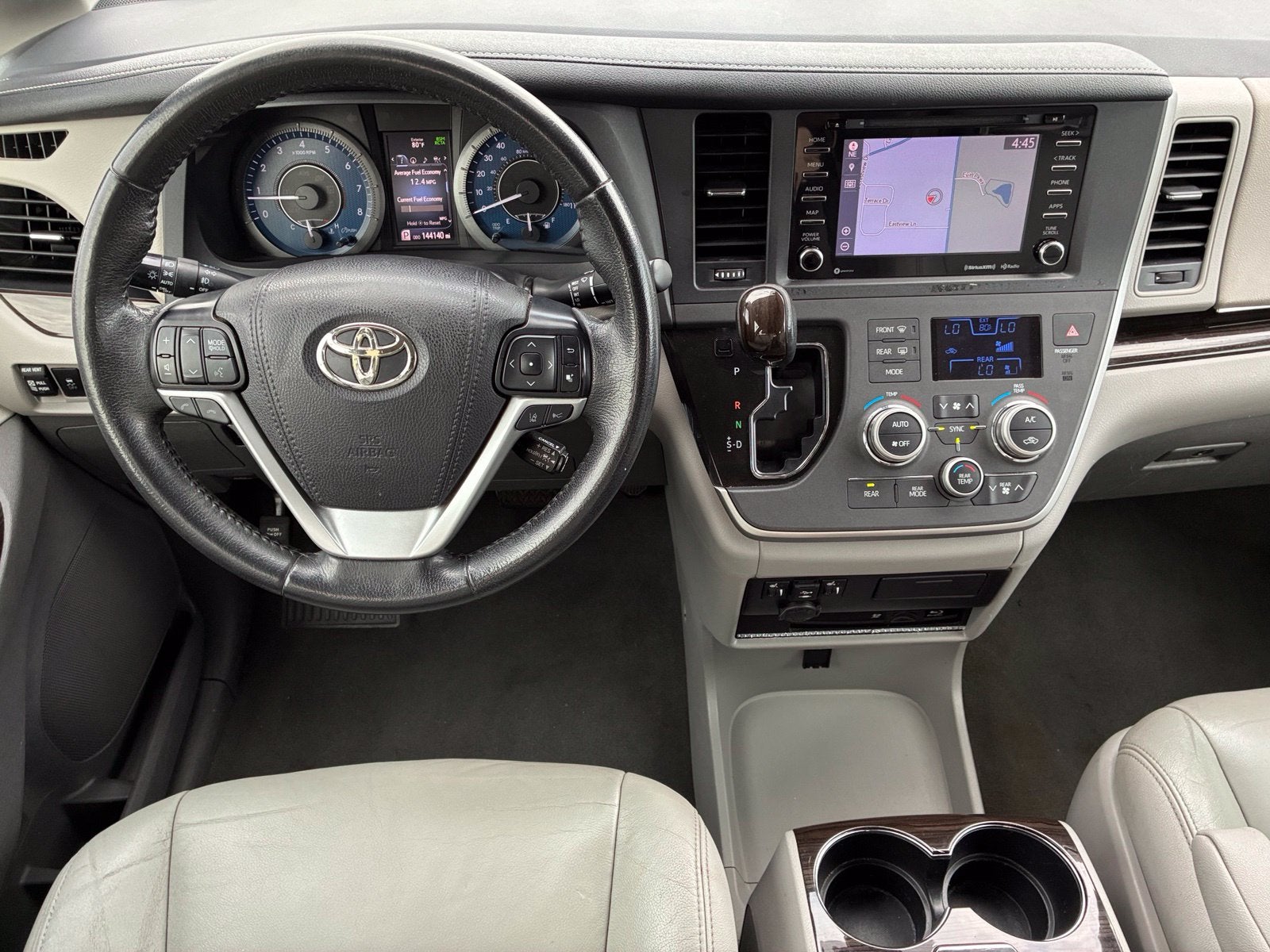 2020 Toyota Sienna XLE Premium 8 Passenger