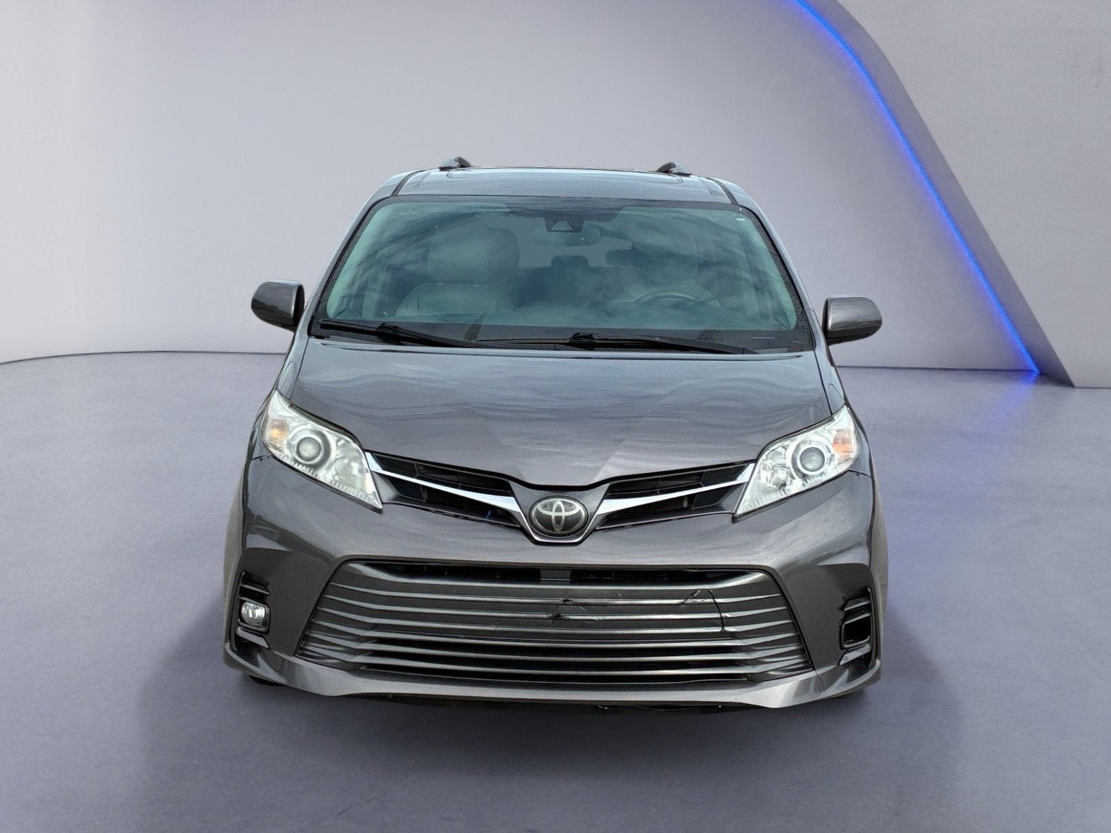2020 Toyota Sienna XLE Premium 8 Passenger