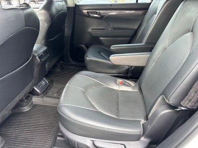 2022 Toyota Highlander Limited
