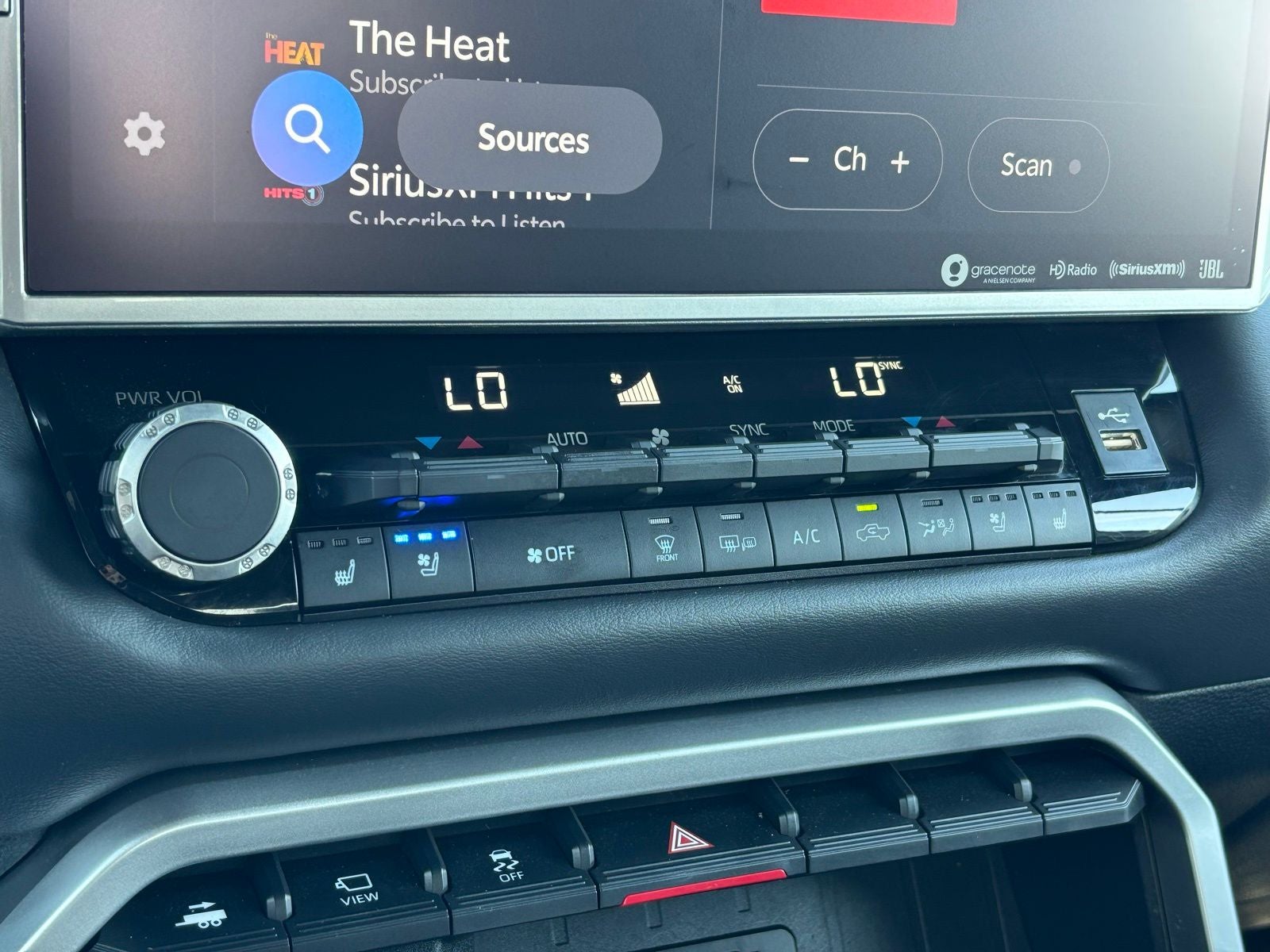 2024 Toyota Tundra Hybrid Platinum