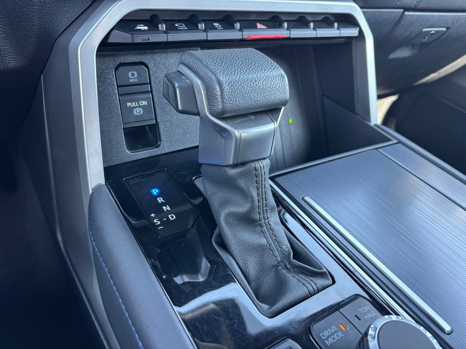 2024 Toyota Tundra Hybrid Platinum