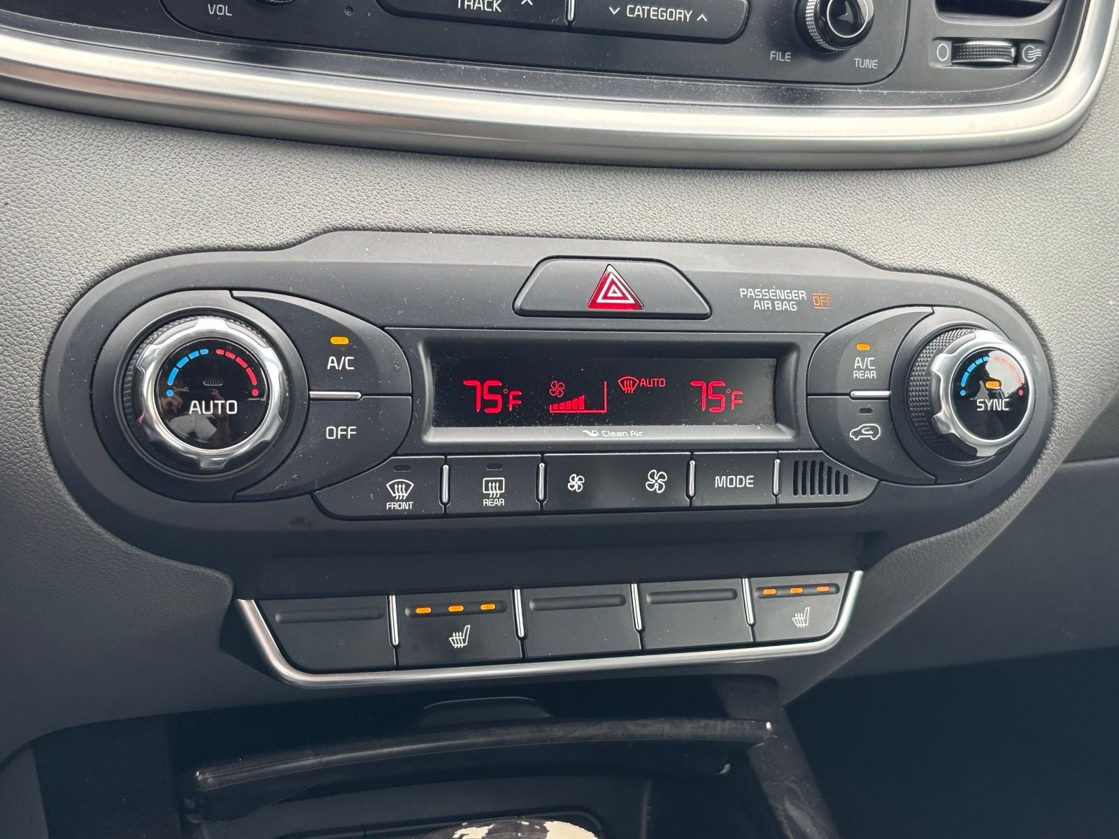 2016 Kia Sorento EX