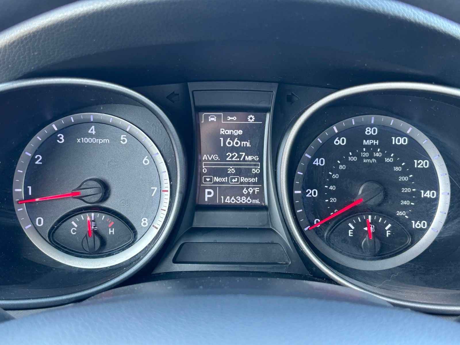 2014 Hyundai SANTA FE SPORT Base