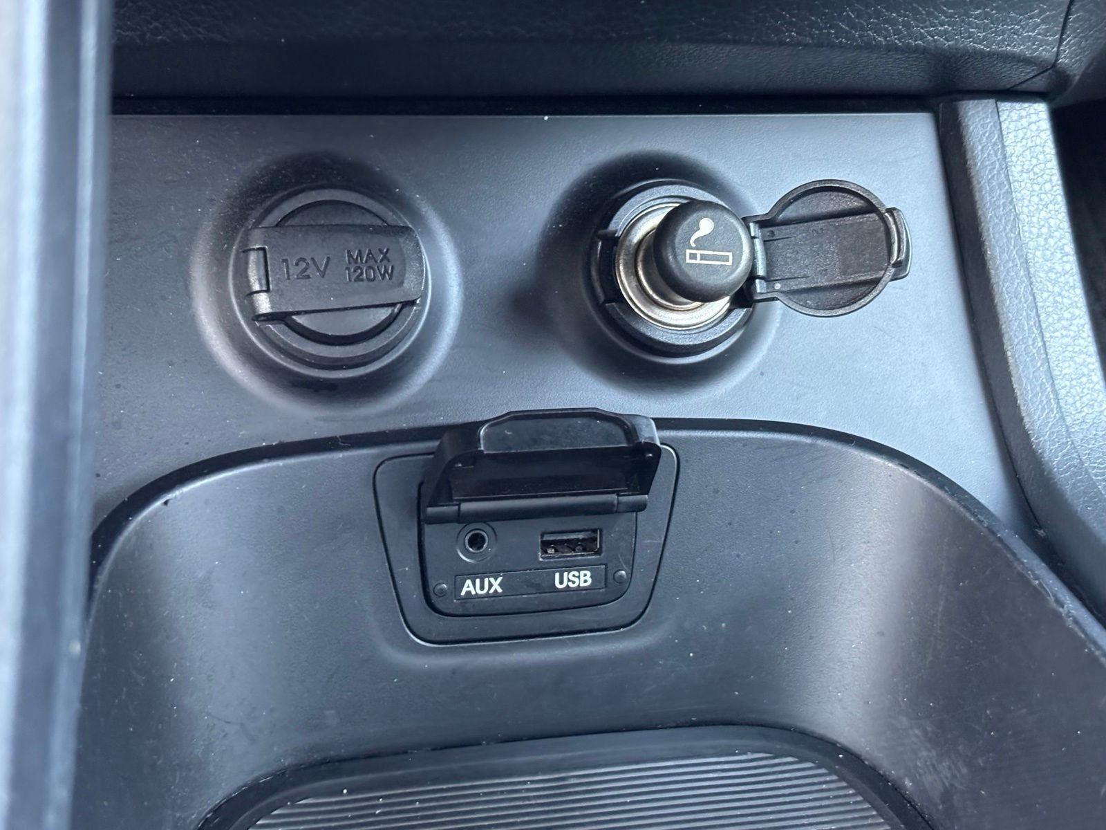2014 Hyundai SANTA FE SPORT Base