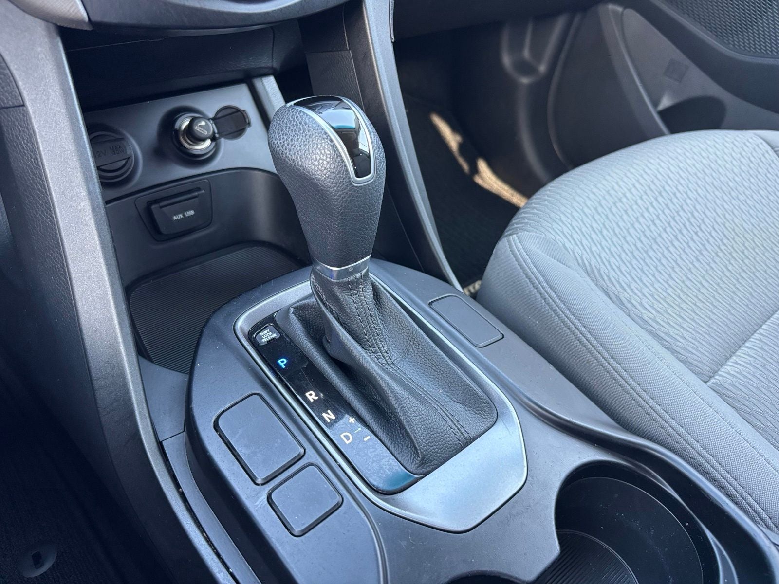 2014 Hyundai SANTA FE SPORT Base