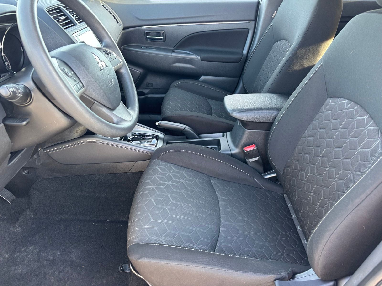 2024 Mitsubishi Outlander Sport 2.0 ES