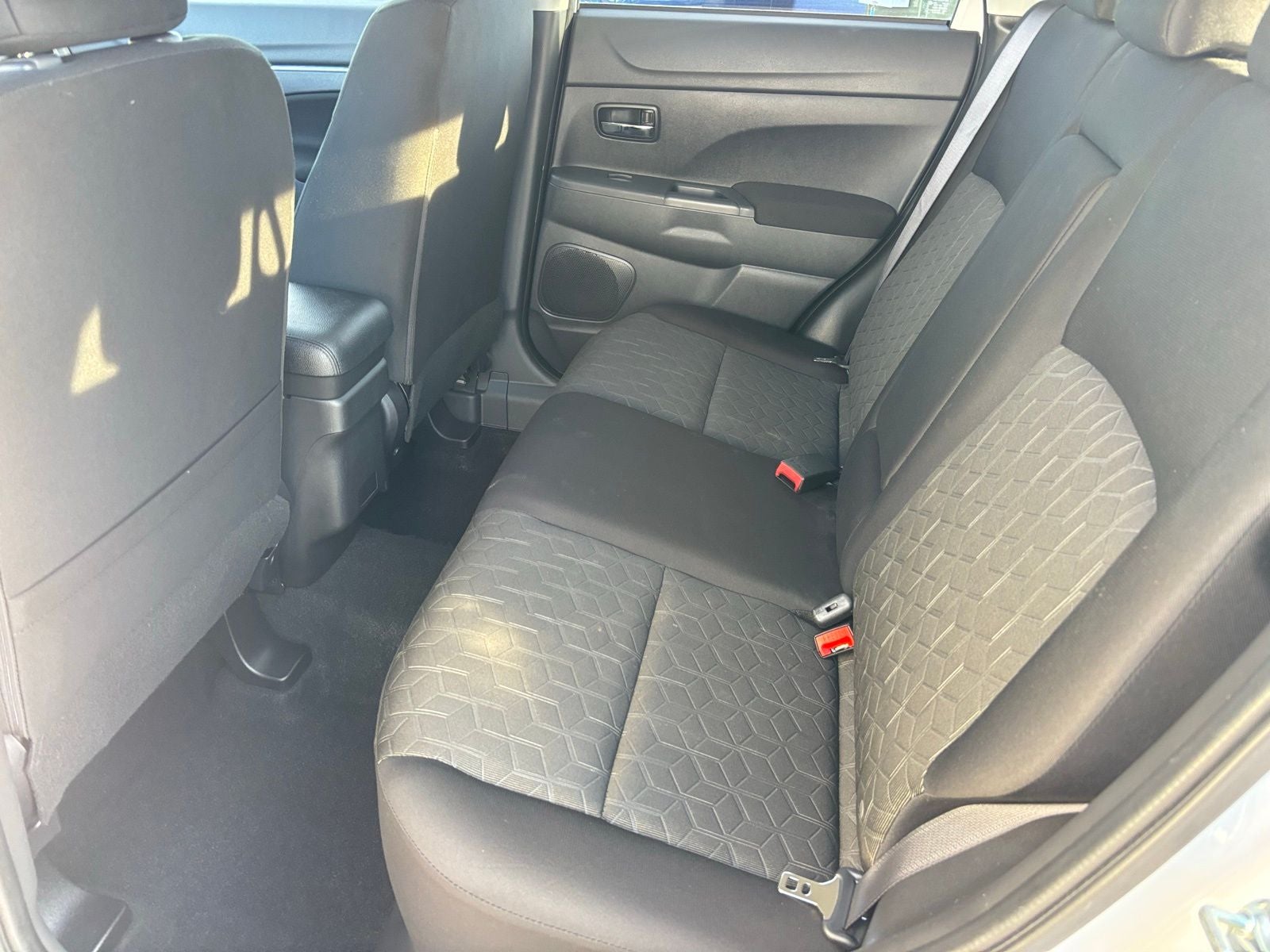 2024 Mitsubishi Outlander Sport 2.0 ES