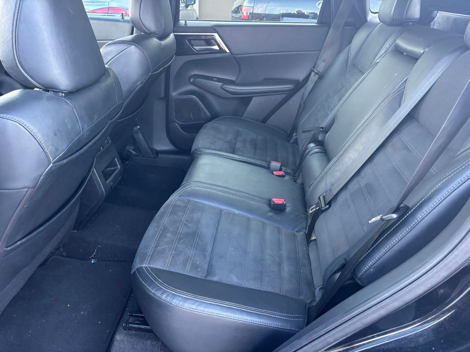 2022 Mitsubishi Outlander SE Launch Edition