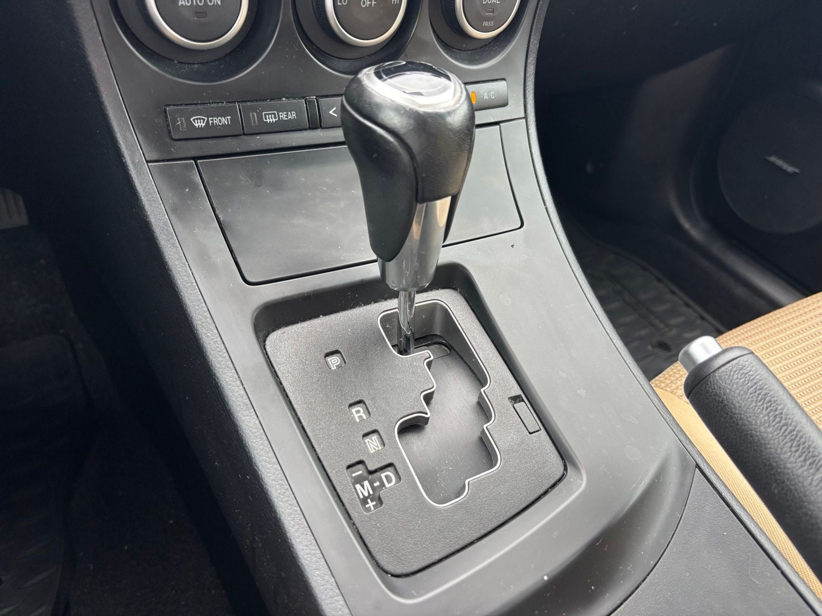 2013 Mazda Mazda3 i Touring