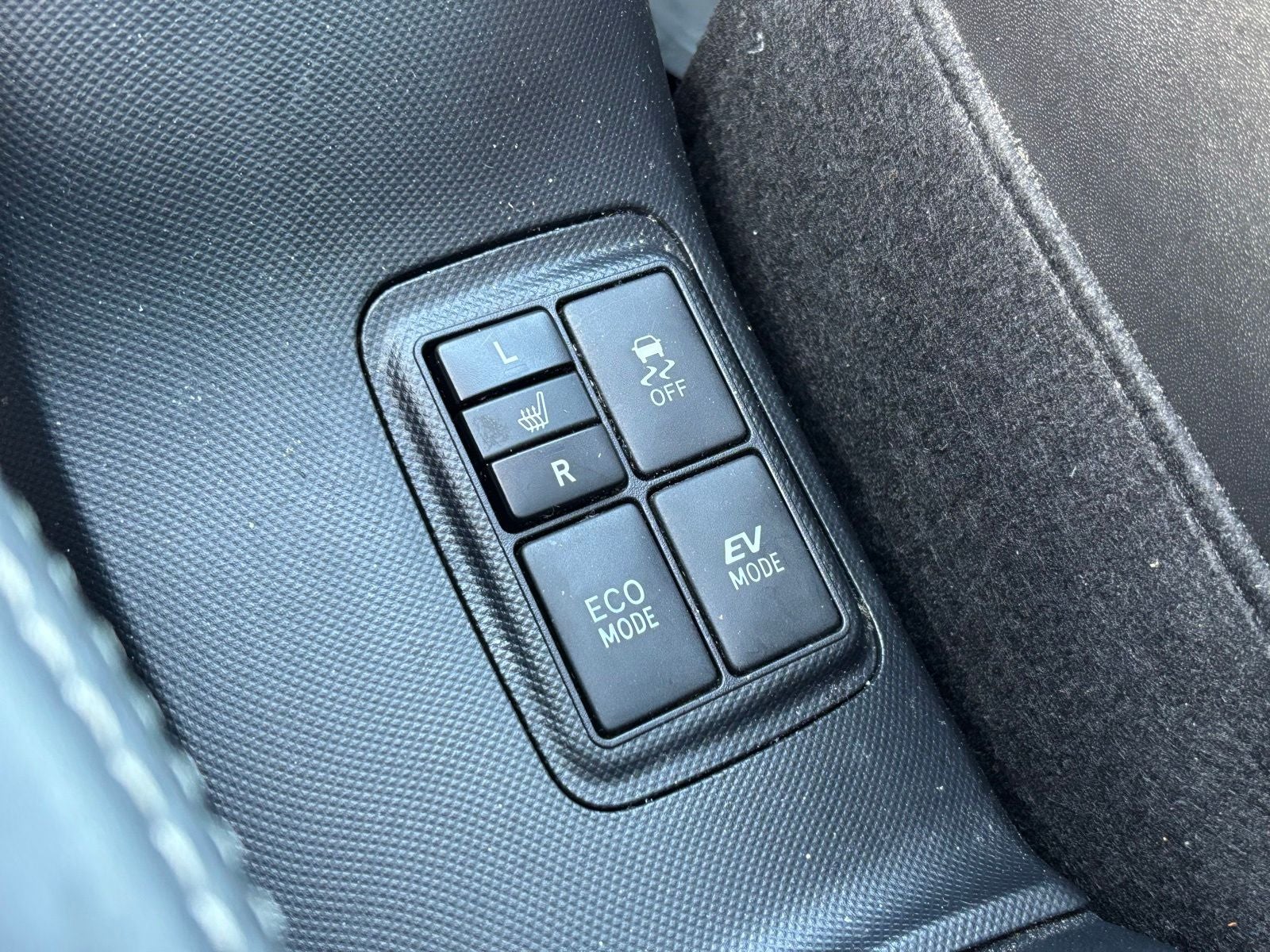 2015 Toyota Prius c Four
