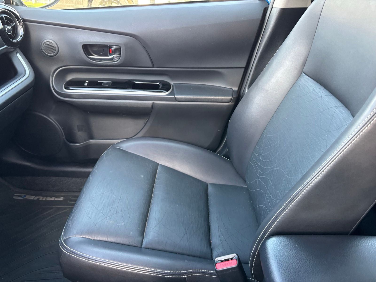2015 Toyota Prius c Four