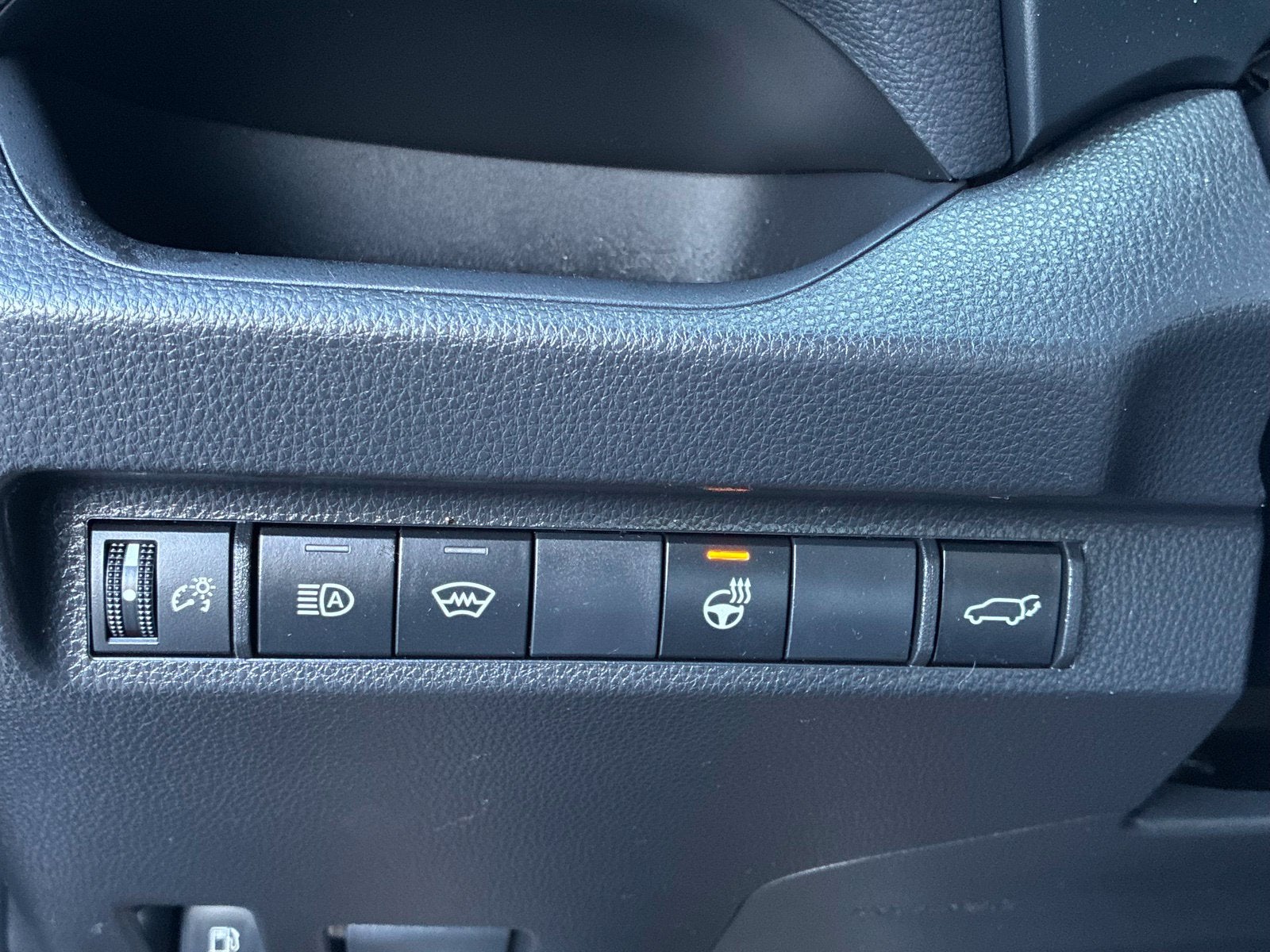 2024 Toyota RAV4 Prime SE