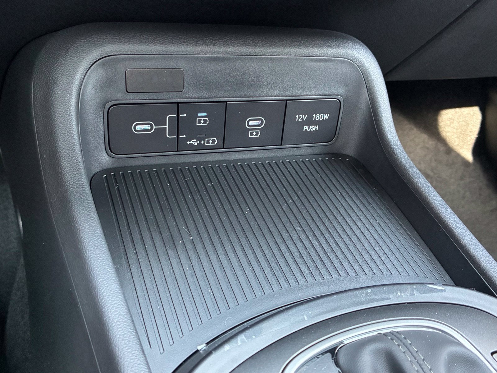2027 Hyundai KONA SE