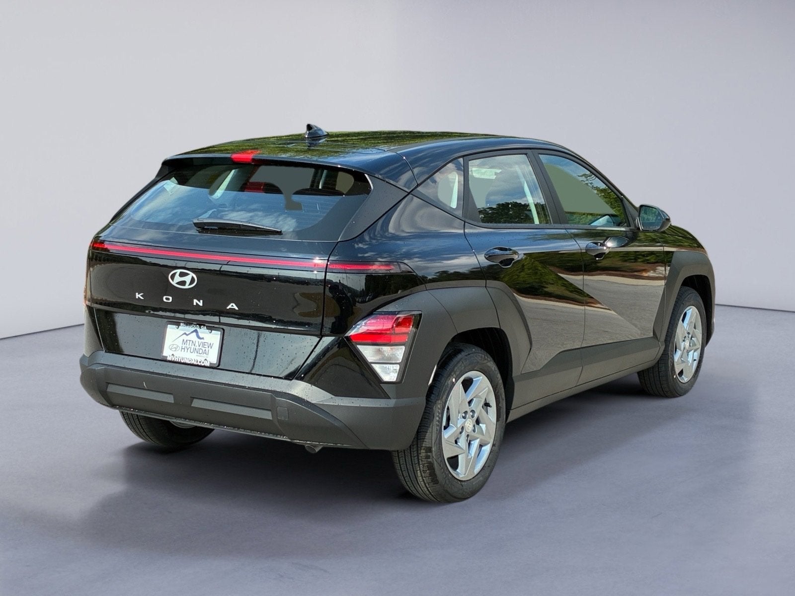 2027 Hyundai KONA SE