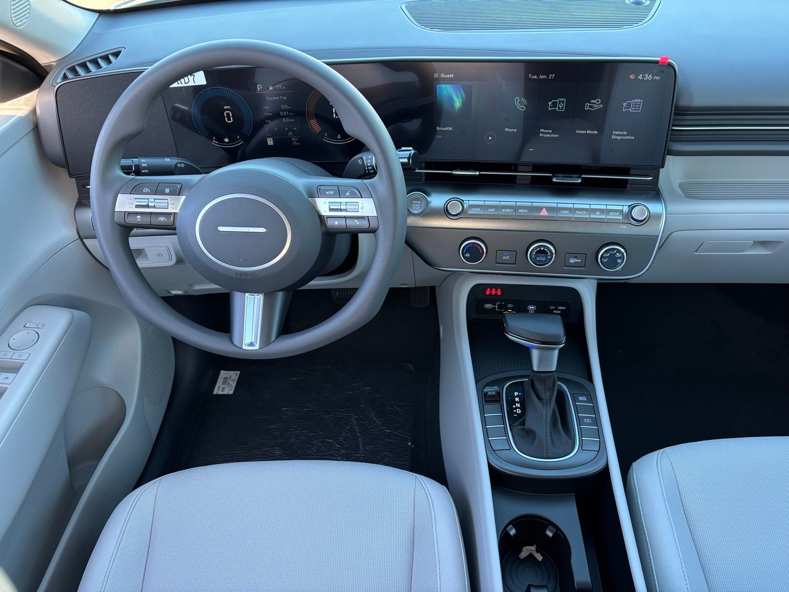 2026 Hyundai KONA SE