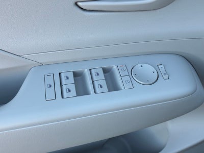 2027 Hyundai KONA SE