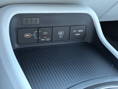 2027 Hyundai KONA SE