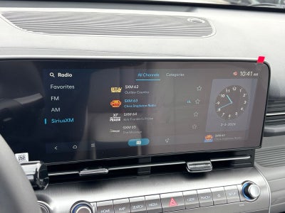 2027 Hyundai KONA SE