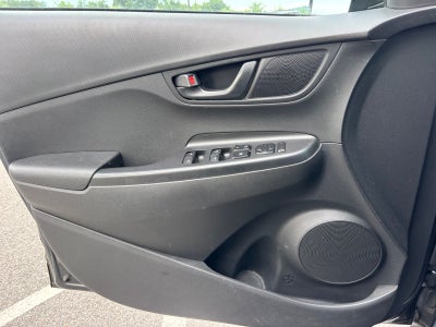 2022 Hyundai KONA SE