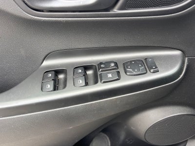 2022 Hyundai KONA SE