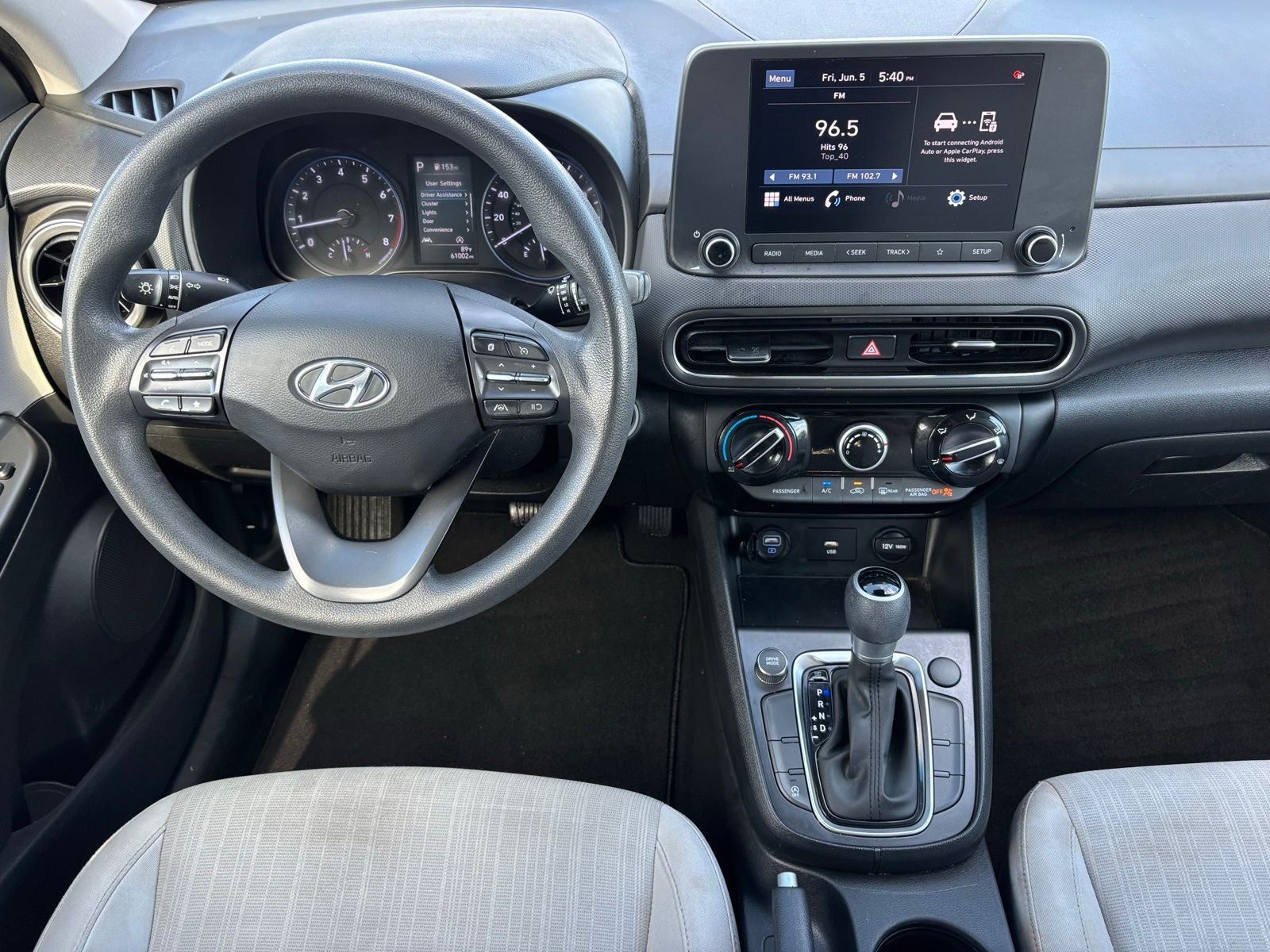 2023 Hyundai KONA SEL